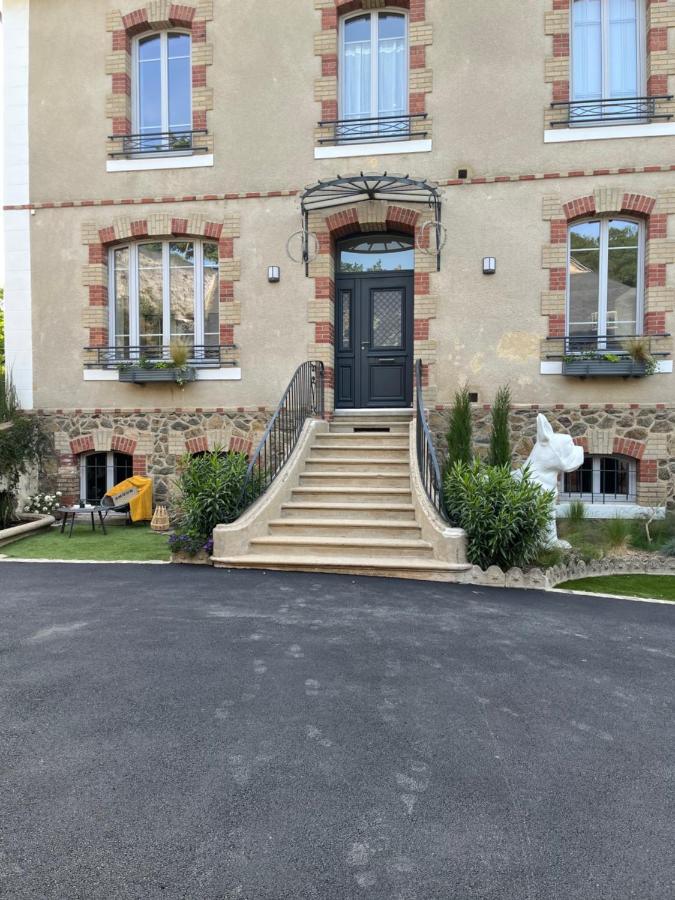 Bed and Breakfast La Demeure Sille-le-Guillaume Экстерьер фото